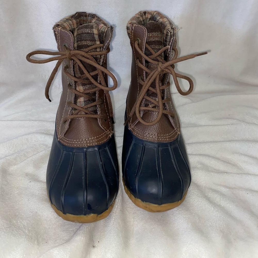 Brown and Blue Sporto ankle rain boots